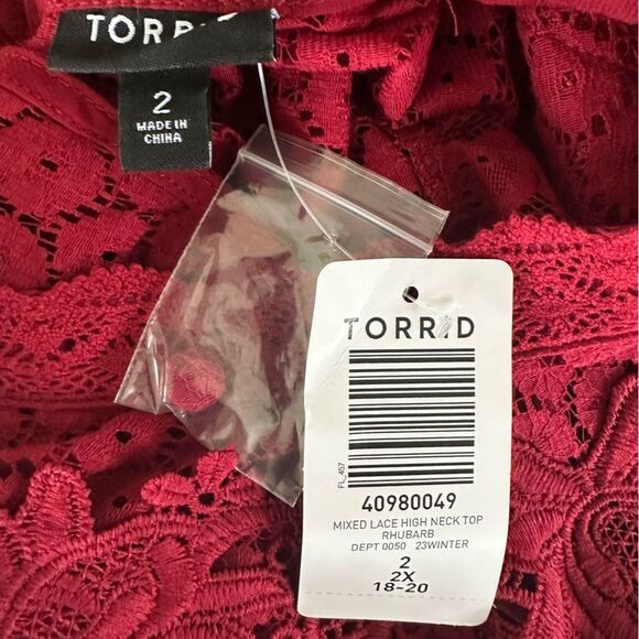 Torrid Mixed Lace High Neck Blouse Women’s 2 2XL Red Long Sleeves NEW - Picture 7 of 12